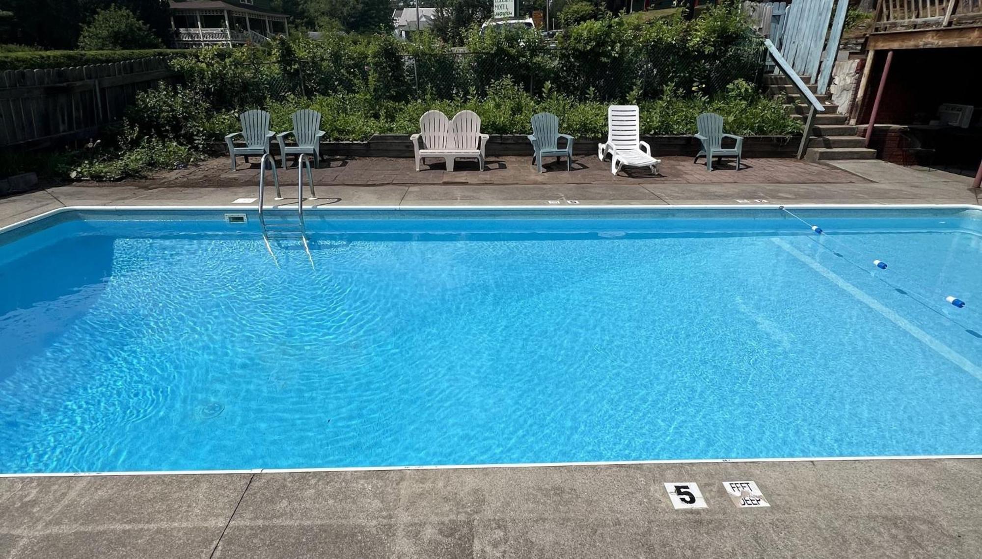 Motel Luzerne Lake Luzerne Esterno foto